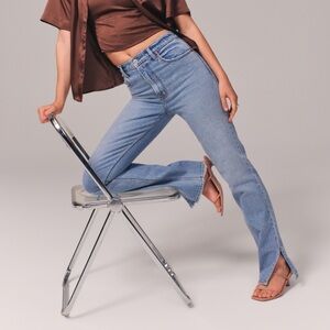 Abercrombie “The 90’s Straight” Ultra High Rise Jeans - Size 26 Short